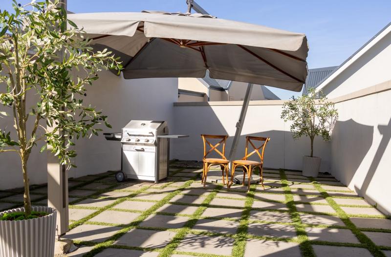 4 Bedroom Property for Sale in Kingswood Golf Estate Western Cape